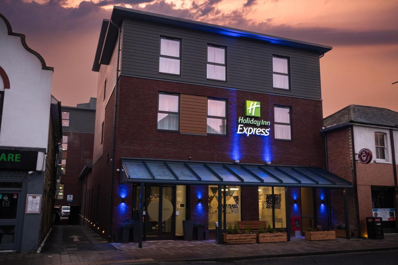 Holiday Inn Express - Fleet By Ihg Buitenkant foto